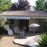 D'hotes Bed & Breakfast 2*