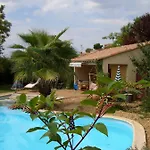 D'hotes Bed & Breakfast